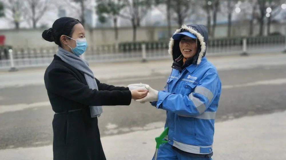 中梁物业合肥公司：诸事“粥”全 奔赴新年